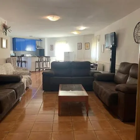 شقة Casa Rural Para 20 Personas. *