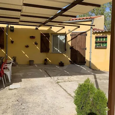 Casa Rural Para 20 Personas.